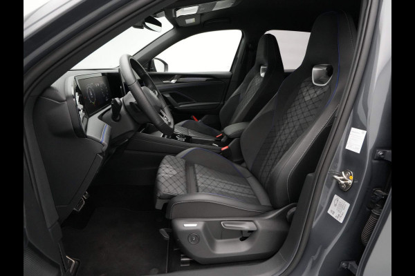 Volkswagen Tiguan 1.5 eTSI R Line Business Navigatie Camera Stoelverwarming Trekhaak
