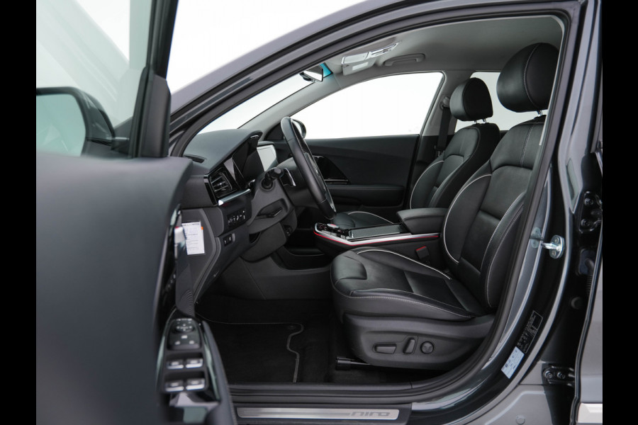 Kia e-Niro DynamicPlusLine 64 kWh [ 3-Fase ] (INCL-BTW) Aut. *FULL-LEATHER | NAVI-FULLMAP | DAB | ADAPT.CRUISE | BLINDSPOT | CAMERA | HEATED/COOLED-COMFORTSEATS | KEYLESS | JBL-SOUND | MEMORY-PACK | DIGI-COCKPIT | SHIFT-PADDLES | ...