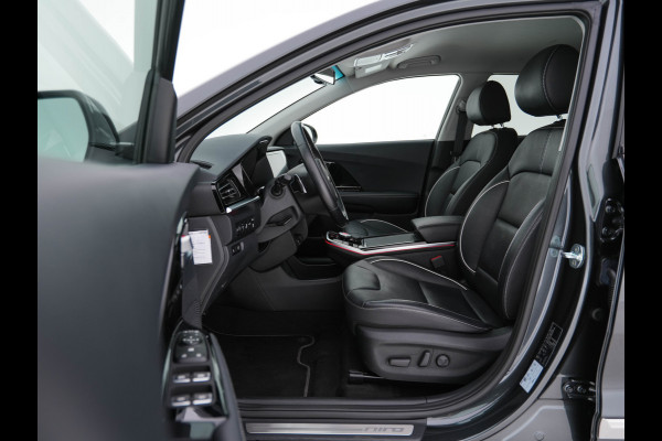Kia e-Niro DynamicPlusLine 64 kWh [ 3-Fase ] (INCL-BTW) Aut. *FULL-LEATHER | NAVI-FULLMAP | DAB | ADAPT.CRUISE | BLINDSPOT | CAMERA | HEATED/COOLED-COMFORTSEATS | KEYLESS | JBL-SOUND | MEMORY-PACK | DIGI-COCKPIT | SHIFT-PADDLES | ...