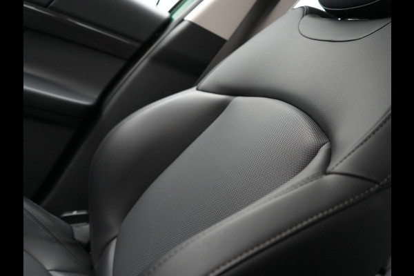 MINI Countryman 2.0 Cooper S E ALL4 Chili Plug In Hybrid 225pk Dealer O.H PHEV | Adaptive Cruise | Head Up | Lederen Sportstoelen Verwarmd | Camera | Apple Carplay | 18"L.M | Keyless |
