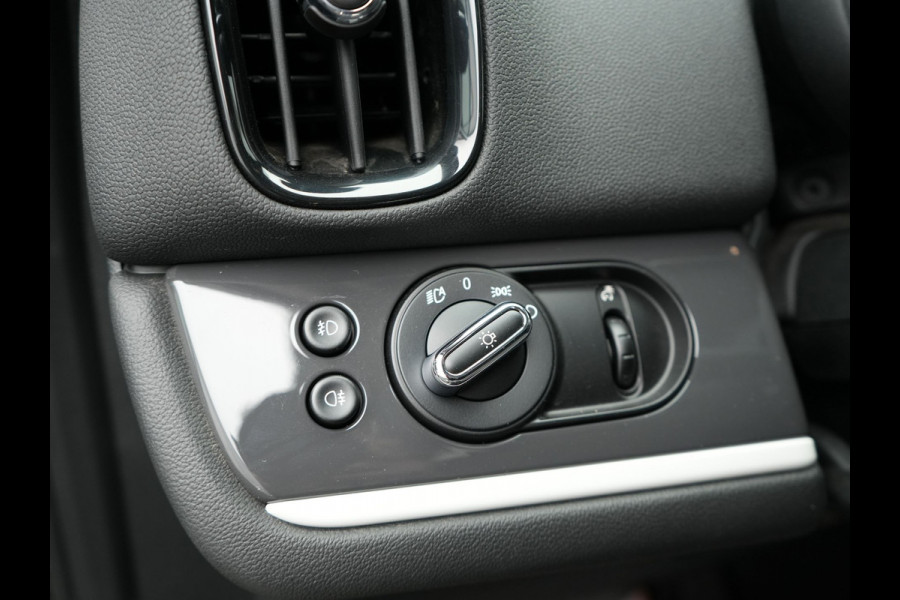 MINI Countryman 2.0 Cooper S E ALL4 Chili Plug In Hybrid 225pk Dealer O.H PHEV | Adaptive Cruise | Head Up | Lederen Sportstoelen Verwarmd | Camera | Apple Carplay | 18"L.M | Keyless |