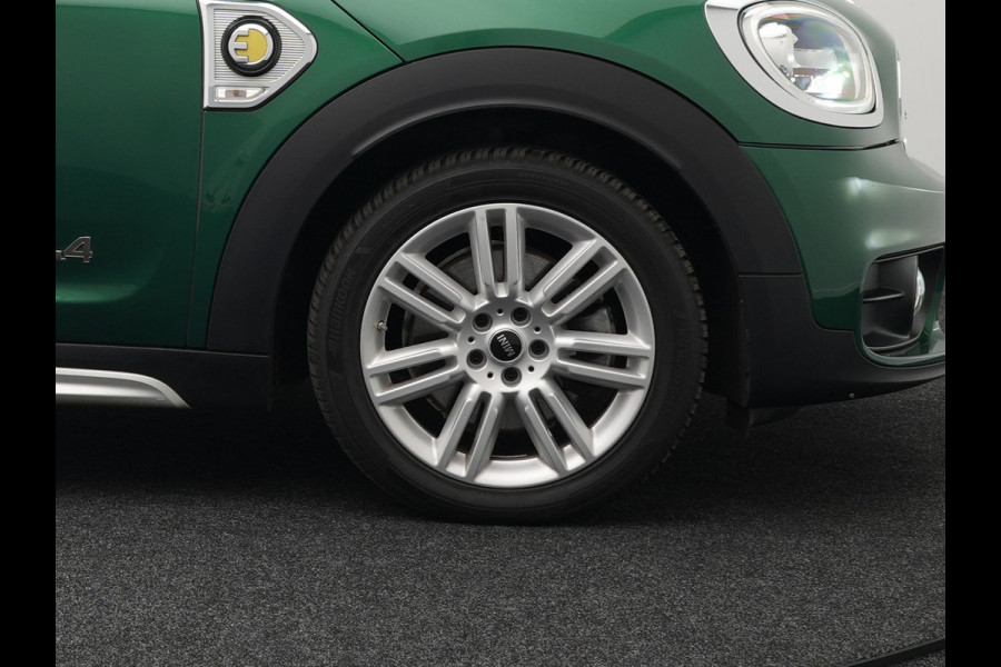 MINI Countryman 2.0 Cooper S E ALL4 Chili Plug In Hybrid 225pk Dealer O.H PHEV | Adaptive Cruise | Head Up | Lederen Sportstoelen Verwarmd | Camera | Apple Carplay | 18"L.M | Keyless |
