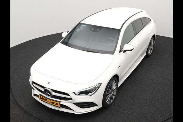 Mercedes-Benz CLA-Klasse Shooting Brake 250 e AMG Plug In Hybrid 218pk Dealer O.H PHEV | Widescreen Navi | Camera | 19"L.M | Multibeam LED |  Sfeerverlichting | Alcantara Sportstoelen Verwarmd | Apple Carplay | DAB |