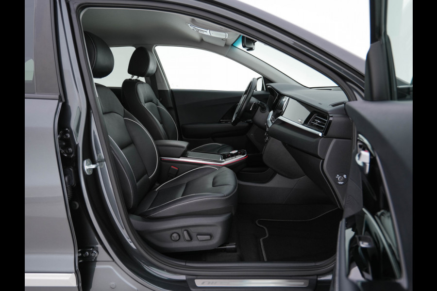 Kia e-Niro DynamicPlusLine 64 kWh [ 3-Fase ] (INCL-BTW) Aut. *FULL-LEATHER | NAVI-FULLMAP | DAB | ADAPT.CRUISE | BLINDSPOT | CAMERA | HEATED/COOLED-COMFORTSEATS | KEYLESS | JBL-SOUND | MEMORY-PACK | DIGI-COCKPIT | SHIFT-PADDLES | ...