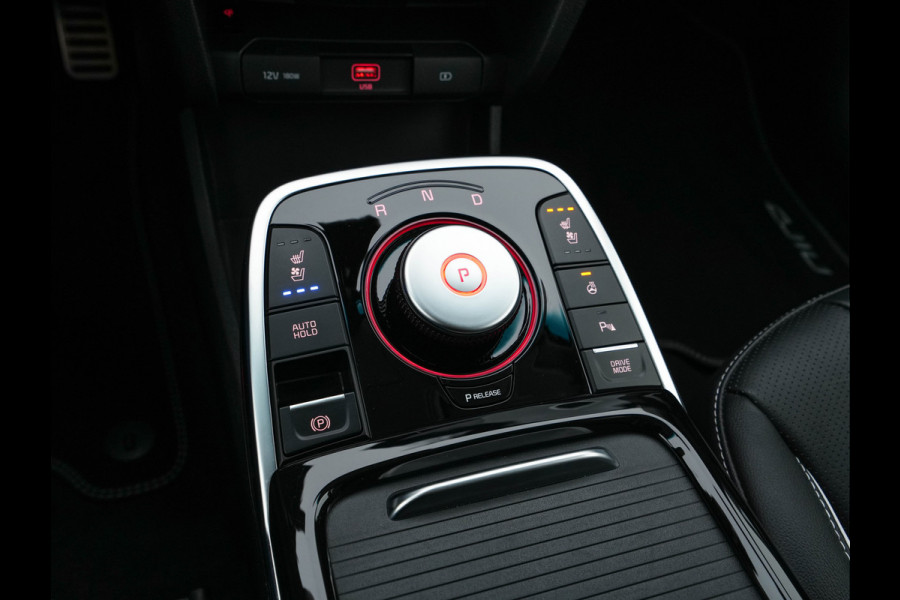 Kia e-Niro DynamicPlusLine 64 kWh [ 3-Fase ] (INCL-BTW) Aut. *FULL-LEATHER | NAVI-FULLMAP | DAB | ADAPT.CRUISE | BLINDSPOT | CAMERA | HEATED/COOLED-COMFORTSEATS | KEYLESS | JBL-SOUND | MEMORY-PACK | DIGI-COCKPIT | SHIFT-PADDLES | ...
