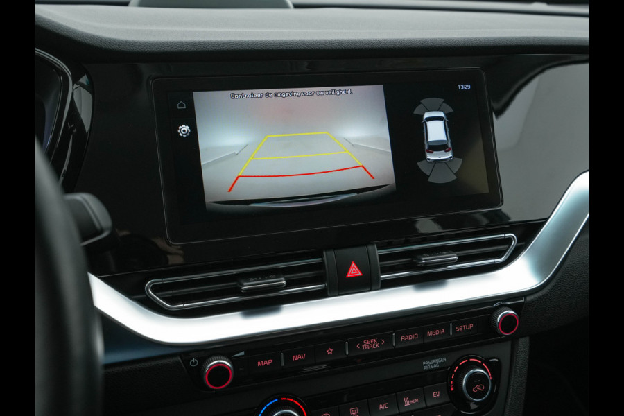 Kia e-Niro DynamicPlusLine 64 kWh [ 3-Fase ] (INCL-BTW) Aut. *FULL-LEATHER | NAVI-FULLMAP | DAB | ADAPT.CRUISE | BLINDSPOT | CAMERA | HEATED/COOLED-COMFORTSEATS | KEYLESS | JBL-SOUND | MEMORY-PACK | DIGI-COCKPIT | SHIFT-PADDLES | ...
