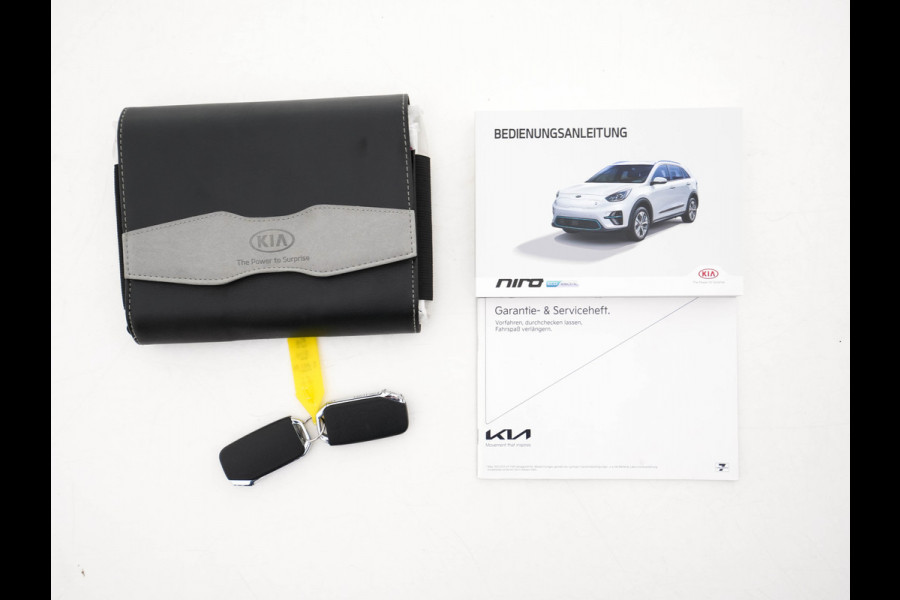 Kia e-Niro DynamicPlusLine 64 kWh [ 3-Fase ] (INCL-BTW) Aut. *FULL-LEATHER | NAVI-FULLMAP | DAB | ADAPT.CRUISE | BLINDSPOT | CAMERA | HEATED/COOLED-COMFORTSEATS | KEYLESS | JBL-SOUND | MEMORY-PACK | DIGI-COCKPIT | SHIFT-PADDLES | ...