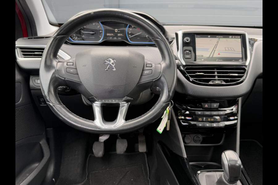 Peugeot 2008 1.2 PureTech GT-line 1e Eigenaar,Navi,Pano,Camera,Clima,Cruise,Halfleder,Stoelverwarming,110pk,PDC,Nieuwe Apk bij Aflevering