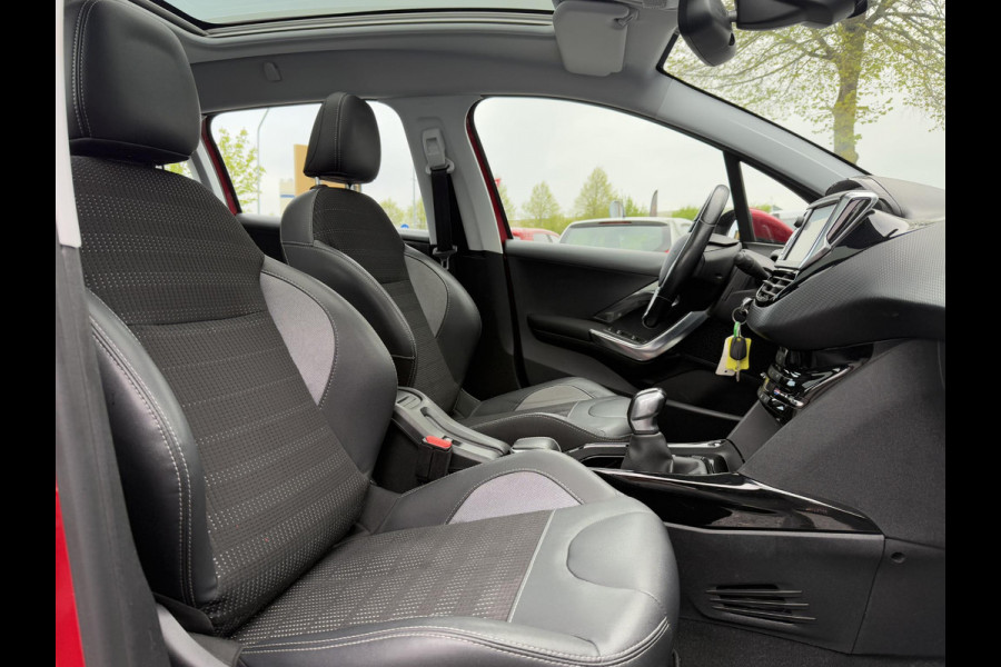 Peugeot 2008 1.2 PureTech GT-line 1e Eigenaar,Navi,Pano,Camera,Clima,Cruise,Halfleder,Stoelverwarming,110pk,PDC,Nieuwe Apk bij Aflevering
