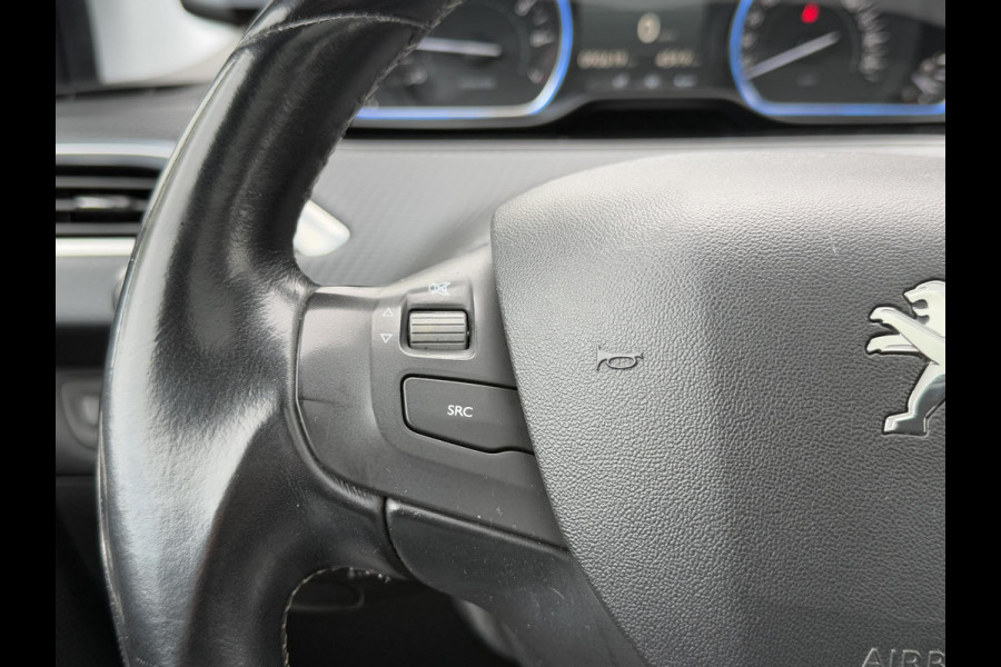 Peugeot 2008 1.2 PureTech GT-line 1e Eigenaar,Navi,Pano,Camera,Clima,Cruise,Halfleder,Stoelverwarming,110pk,PDC,Nieuwe Apk bij Aflevering