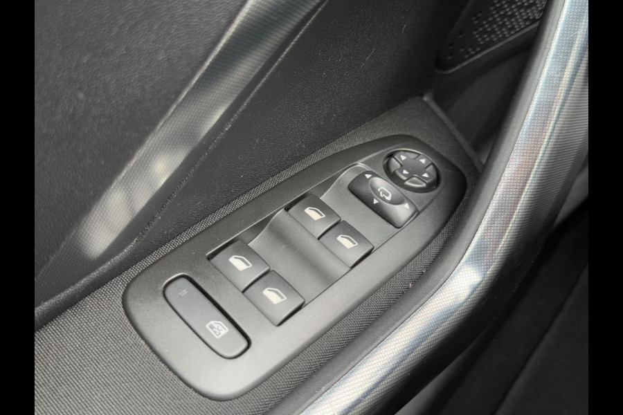 Peugeot 2008 1.2 PureTech GT-line 1e Eigenaar,Navi,Pano,Camera,Clima,Cruise,Halfleder,Stoelverwarming,110pk,PDC,Nieuwe Apk bij Aflevering