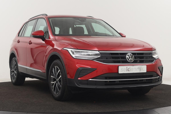 Volkswagen Tiguan 1.4 TSI eHybrid Life | Stoel & stuurverwarming | Carplay | Adaptive cruise | Full LED | Navigatie | Parkeerhulp | Active Info Display