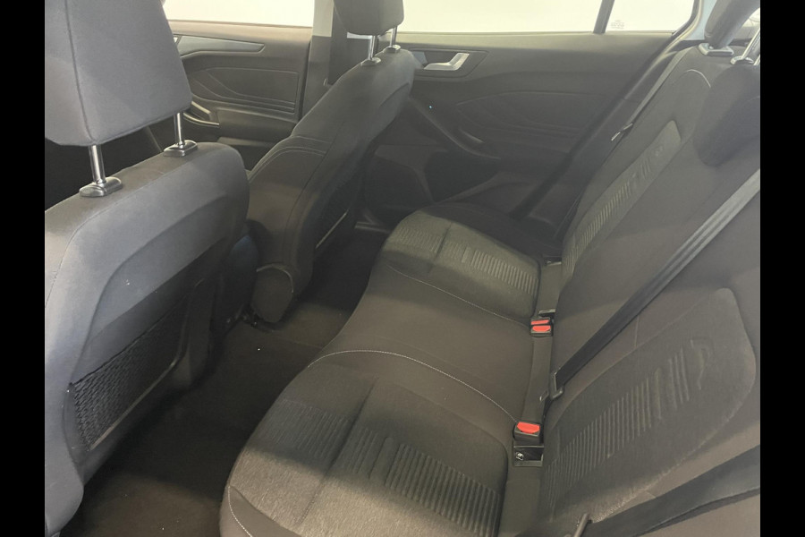 Ford FOCUS Wagon 1.0 EcoBoost Aut. Active X Business Airco|ECC Navi Carplay PDC VA + Camera Full LED koplampen