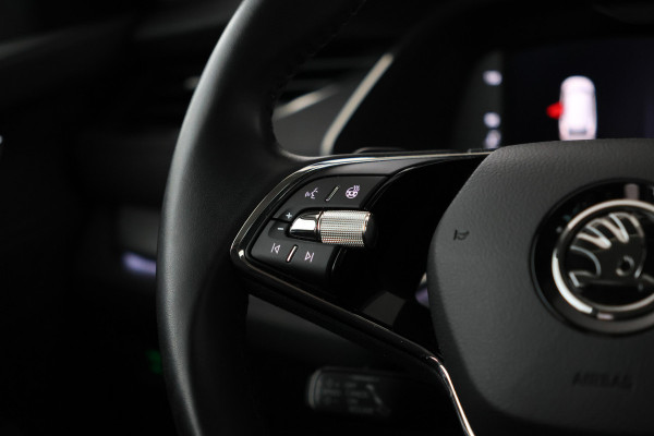 Škoda Octavia Combi 2.0 TDI Airco, Navigatie, Apple Carplay,