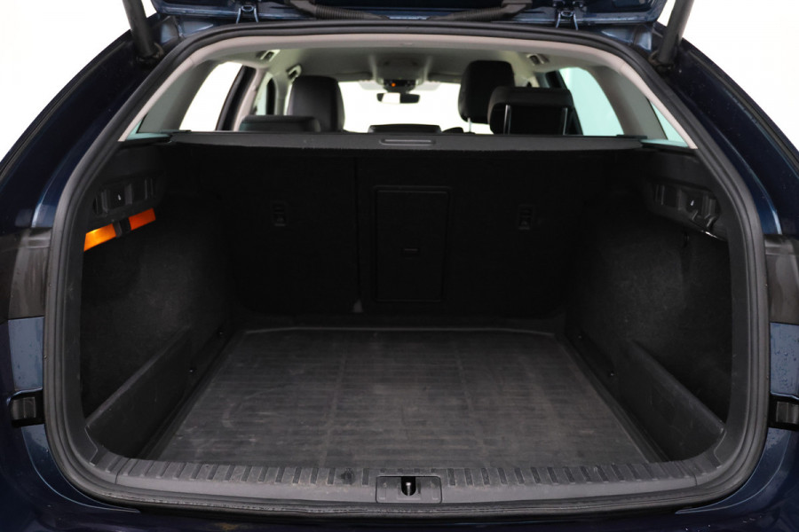 Škoda Octavia Combi 2.0 TDI Airco, Navigatie, Apple Carplay,