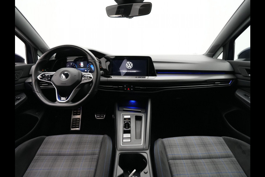 Volkswagen Golf 1.4 eHybrid GTE 245pk Navigatie Stoelverwarming Acc Pdc