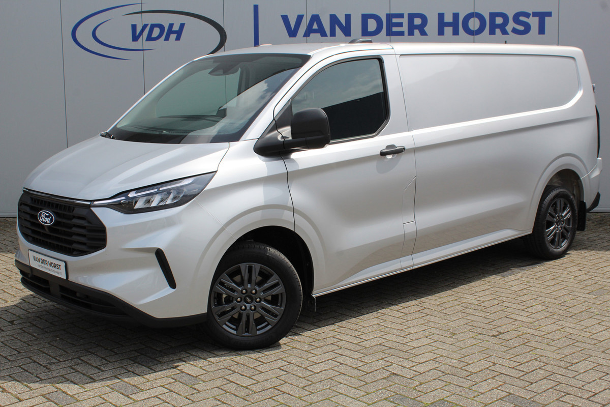 Ford Transit Custom 320 2.0-136pk TDCI L2H1 ´Trend´ AUTOMAAT ! Overtuig u van de rijkwaliteiten van dit nieuwe model Ford Transit Custom. Camera, LED koplampen, Cruise Control, Aut. Airco, Navigatie by Apple / Android, Voorraam verwarmd, Metallic lak etc. Ford Transit Custom 320 2.0-136pk TDCI L2H1 ´Trend´ AUTOMAAT ! Overtuig u van de rijkwaliteiten van dit nieuwe model Ford Transit Custom. Camera, LED koplampen, Cruise Control, Aut. Airco, Navigatie by Apple / Android, Voorraam verwarmd, Metallic lak etc.