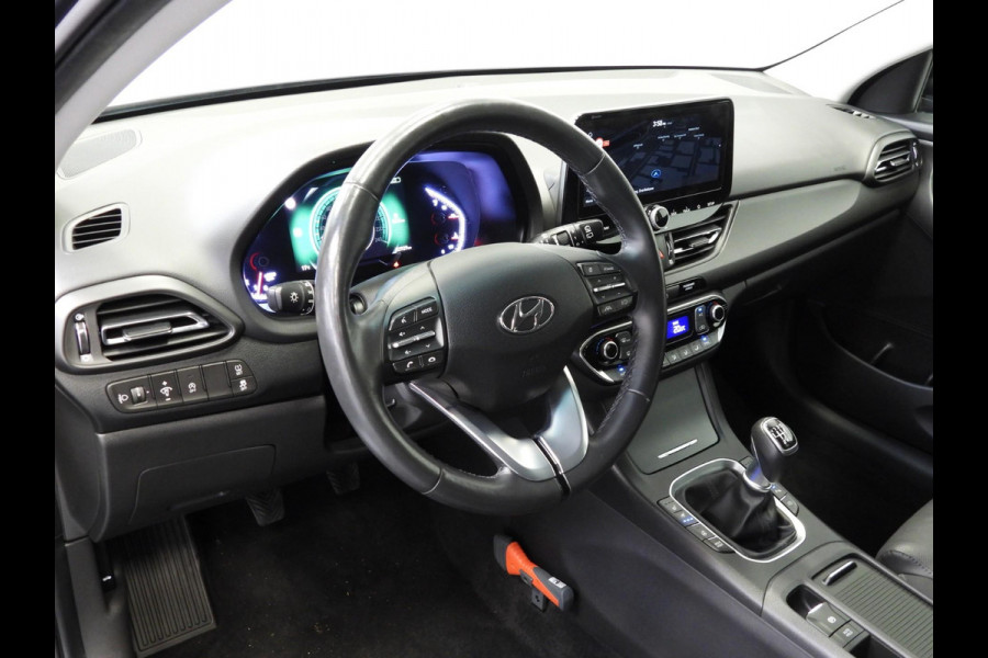 Hyundai i30 Wagon 1.5 T-GDi MHEV Premium NAVI/LEER/CAMERA/LED/TREKHAAK/17"LMV!