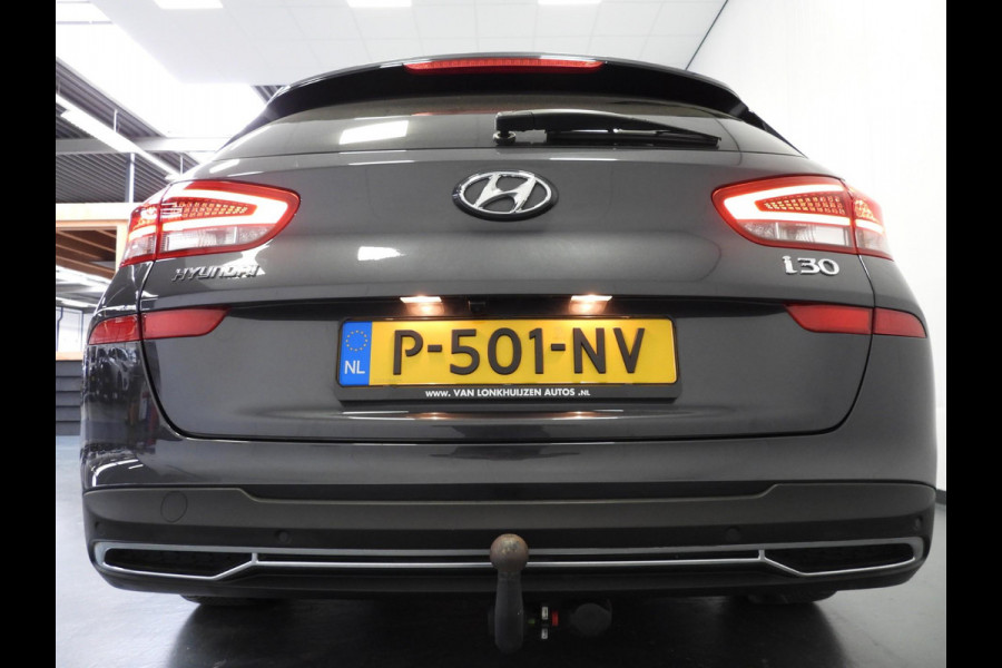 Hyundai i30 Wagon 1.5 T-GDi MHEV Premium NAVI/LEER/CAMERA/LED/TREKHAAK/17"LMV!