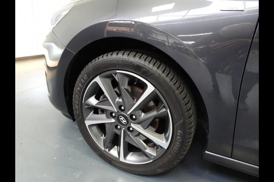 Hyundai i30 Wagon 1.5 T-GDi MHEV Premium NAVI/LEER/CAMERA/LED/TREKHAAK/17"LMV!