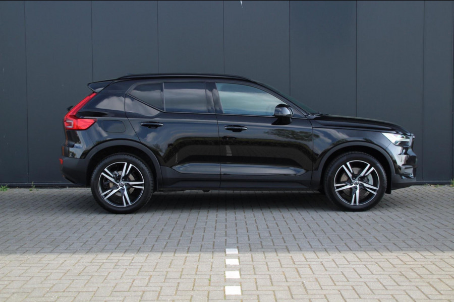 Volvo XC40 1.5 T5 Recharge R-Design | Pano | LED