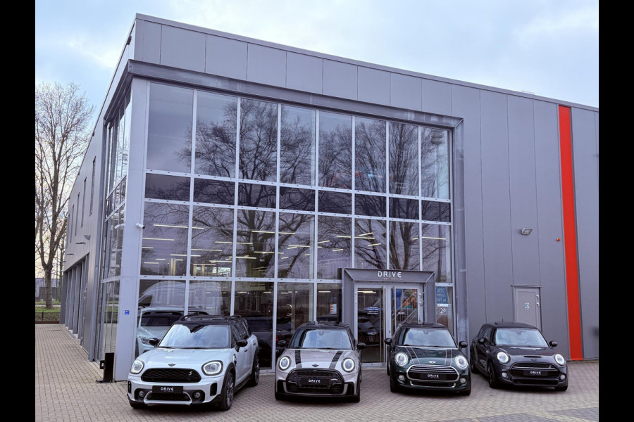 MINI Cabrio 1.5 Pepper John Cooper Works