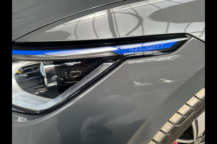 Volkswagen Golf 1.4 eHybrid GTE PANO|MATRIX|TREKHAAK|IQ|FULL