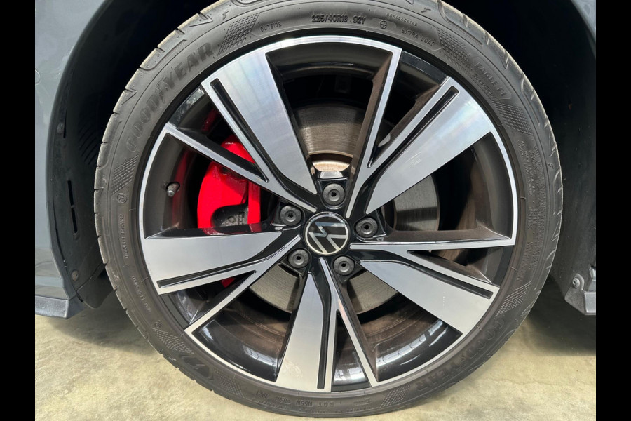 Volkswagen Golf 1.4 eHybrid GTE PANO|MATRIX|TREKHAAK|IQ|FULL