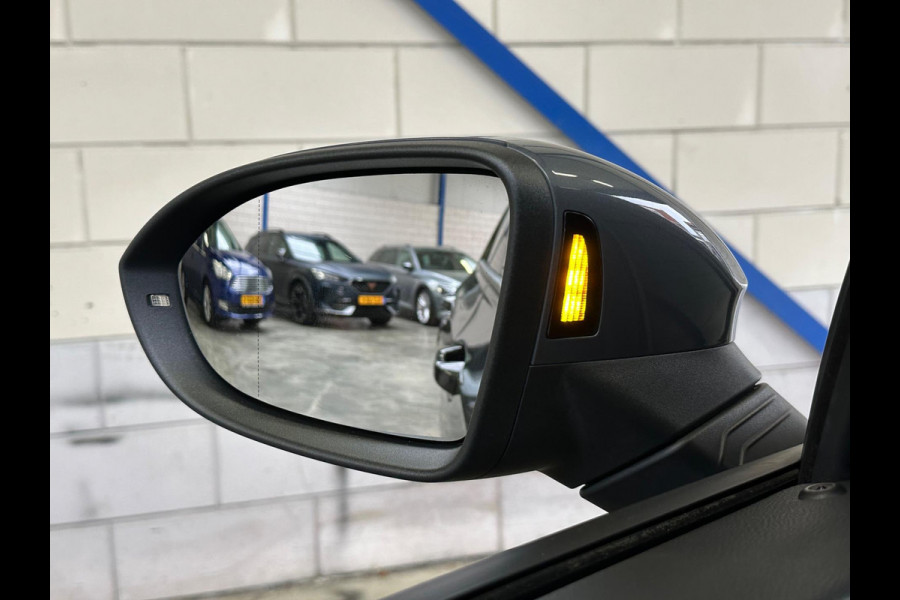 Volkswagen Golf 1.4 eHybrid GTE PANO|MATRIX|TREKHAAK|IQ|FULL