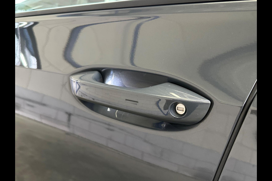 Volkswagen Golf 1.4 eHybrid GTE PANO|MATRIX|TREKHAAK|IQ|FULL
