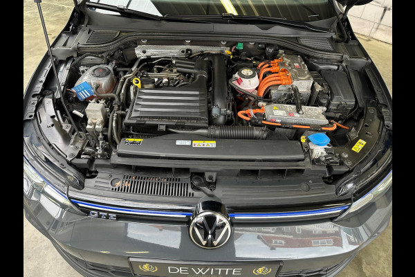 Volkswagen Golf 1.4 eHybrid GTE PANO|MATRIX|TREKHAAK|IQ|FULL