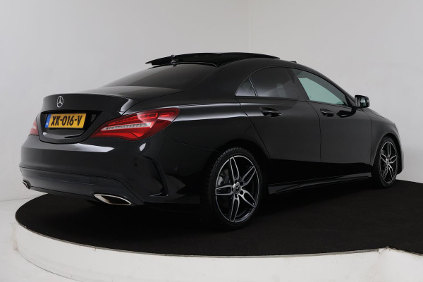 Mercedes-Benz CLA-Klasse 180 Business Solution AMG (PANORAMADAK, STOELVERWARMING, PARKEERSENSOREN, AUTOMAAT, CAMERA)
