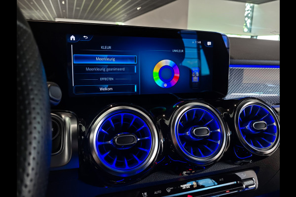Mercedes-Benz Glb 200 AMG Night|MBUX|20"|Camera|Trekhaak|Carbon