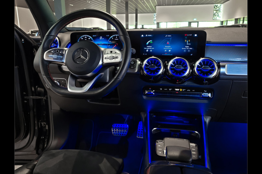 Mercedes-Benz Glb 200 AMG Night|MBUX|20"|Camera|Trekhaak|Carbon