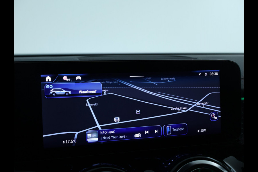Mercedes-Benz EQB 250+ AMG Line LIMITED 71 kWh | Nightpakket | Parkeerpakket met achteruitrijcamera | KEYLESS-GO comfort pakket | EASY PACK achterklep | Premium pakket | Verwarmde stoelen vooraan | Dodehoekassistent |