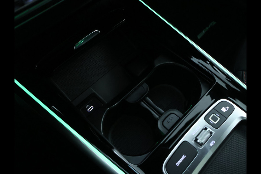 Mercedes-Benz EQB 250+ AMG Line LIMITED 71 kWh | Nightpakket | Parkeerpakket met achteruitrijcamera | KEYLESS-GO comfort pakket | EASY PACK achterklep | Premium pakket | Verwarmde stoelen vooraan | Dodehoekassistent |