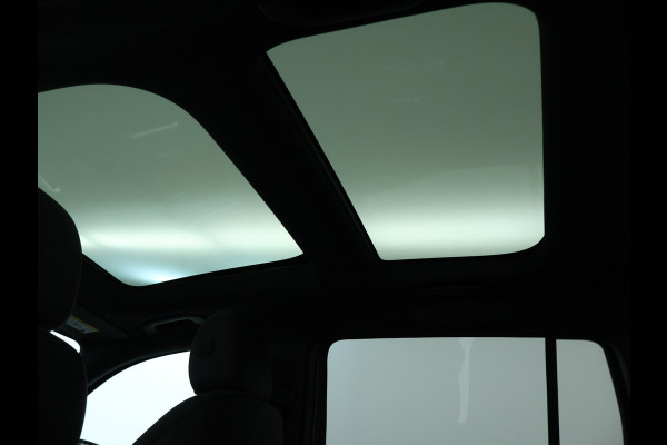 Mercedes-Benz EQB 250+ AMG Line LIMITED 71 kWh | Nightpakket | Parkeerpakket met achteruitrijcamera | KEYLESS-GO comfort pakket | EASY PACK achterklep | Premium pakket | Verwarmde stoelen vooraan | Dodehoekassistent |