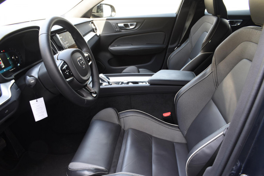 Volvo S60 B4 211PK Automaat Plus Dark / Adaptieve cruise control / Elektrische stoelen / Stoel-Stuurverwarming / Nappa Leder / Park - Pilotassist / Volvo On Call