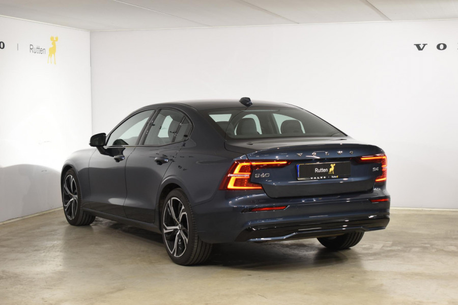 Volvo S60 B4 211PK Automaat Plus Dark / Adaptieve cruise control / Elektrische stoelen / Stoel-Stuurverwarming / Nappa Leder / Park - Pilotassist / Volvo On Call