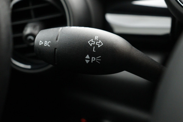 MINI Cabrio 1.5 One Pepper (1e eig, NL-auto, Dealer OnderH, StoelV, Navi, Climate Con, Cruise Con, Etc)