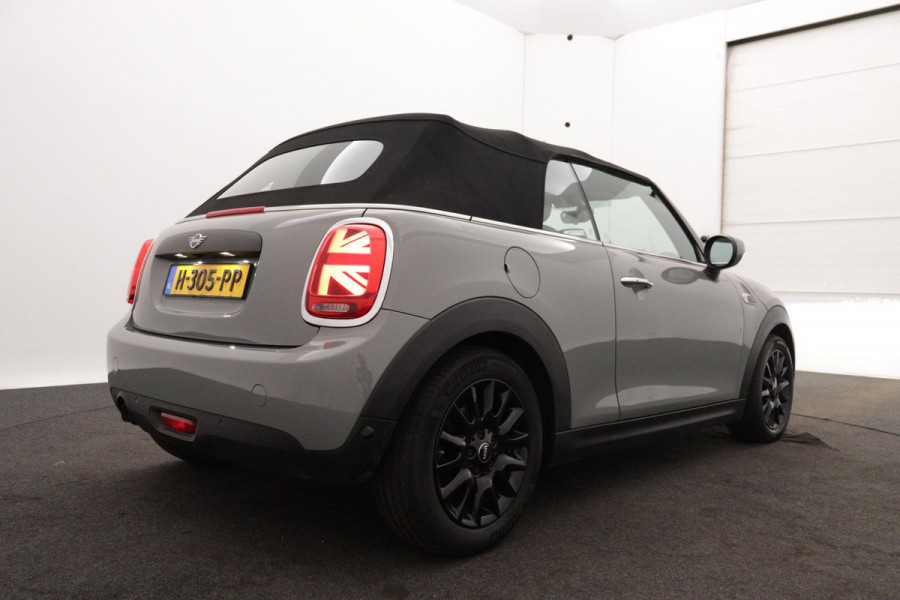 MINI Cabrio 1.5 One Pepper (1e eig, NL-auto, Dealer OnderH, StoelV, Navi, Climate Con, Cruise Con, Etc)