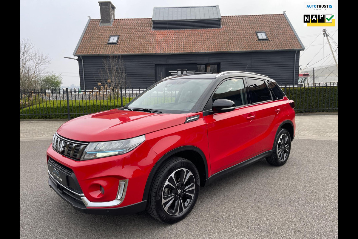 Suzuki Vitara 1.4 Boosterjet Hybrid AllGrip Automaat Camera Panoramadak Navigatie Suzuki Vitara 1.4 Boosterjet Hybrid AllGrip Automaat Camera Panoramadak Navigatie