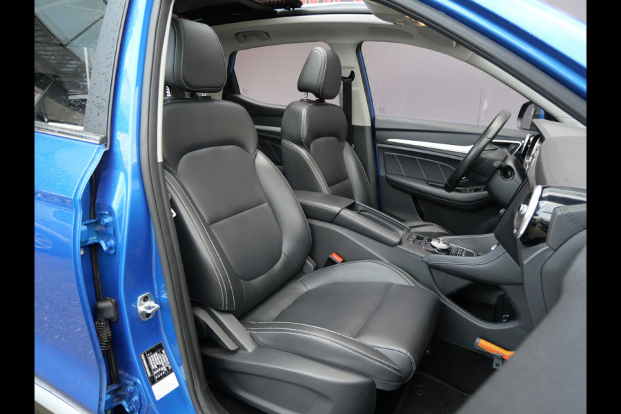 MG ZS EV LUXURY 45 kWh | PANORAMA | LEER | A.C.C. | KEYLESS | ALL-SEASON!!