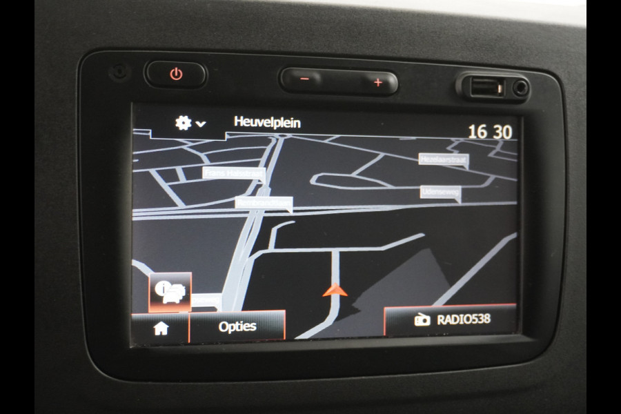 Opel Movano 2.3CDTI L2H2 3-Persoons Navi Ecc Camera Cruise Control Bluetooth Regen/Lichtsensor Pdc Betonplex vloer Lat om Lat betimmering Schuifdeur Navigatiepakket EURO 6 Y
