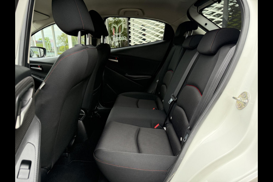 Mazda 2 1.5 Skyactiv-G Sportive APPLE CARPLAY | EERSTE EIGENAAR | DEALERONDERHOUDEN | TREKHAAK |
