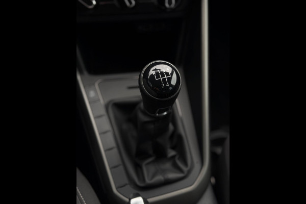 Volkswagen Polo 1.0 TSI CarPlay Camera ACC Garantie