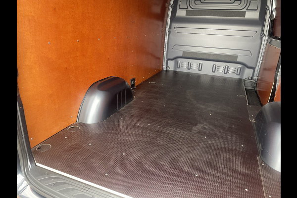 Mercedes-Benz Sprinter 319 1.9 CDI L2 / H2 AUT Navi / Camera 360 /  3500 kg Trekgewicht