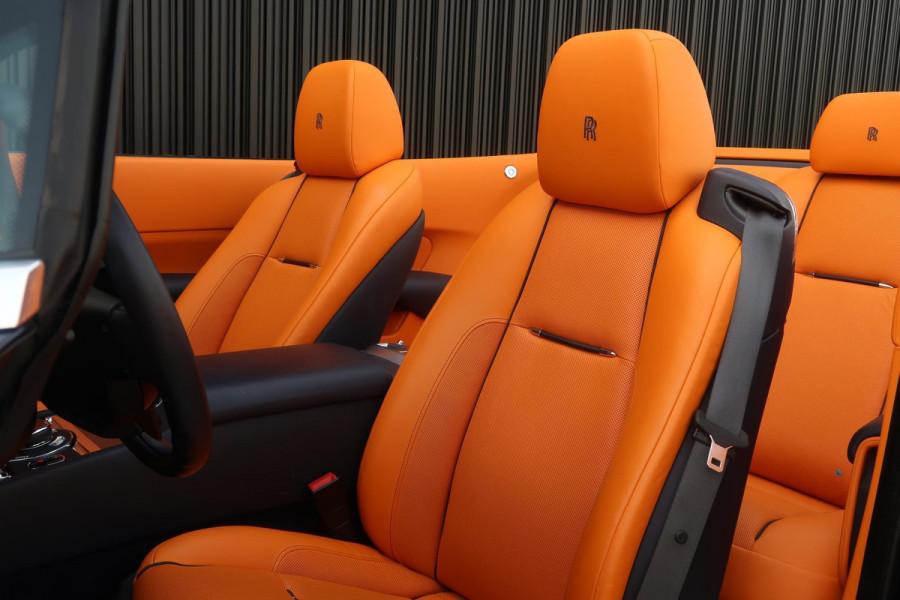 Rolls-Royce Dawn 6.6 V12 GERESERVEERD