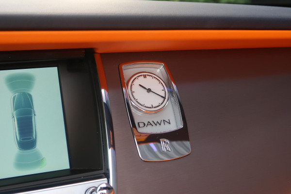 Rolls-Royce Dawn 6.6 V12 GERESERVEERD