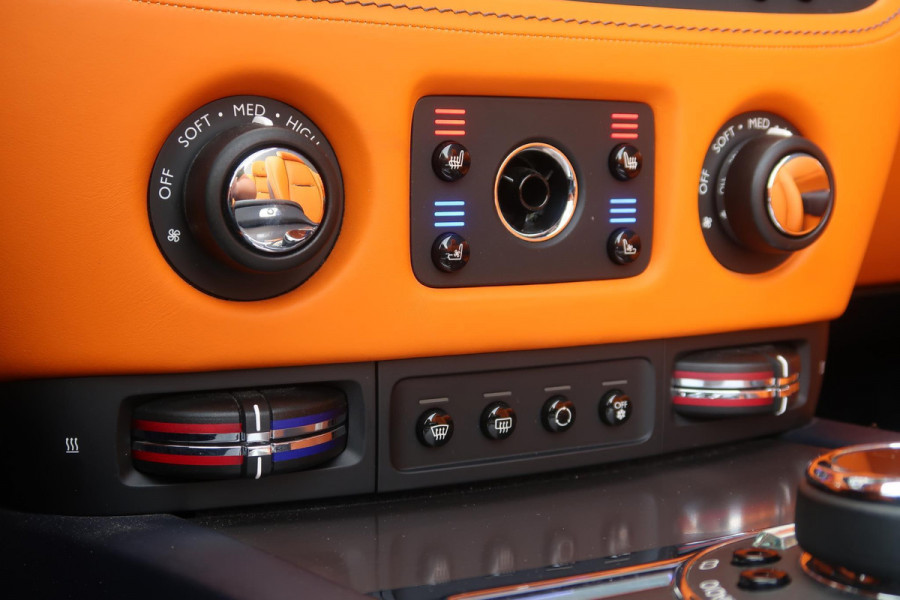 Rolls-Royce Dawn 6.6 V12 GERESERVEERD